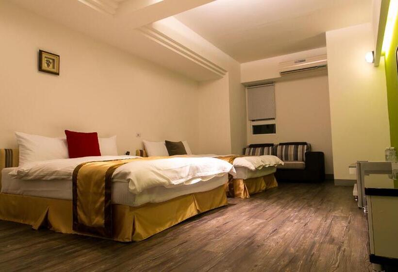 اتاق سوپریور خانوادگی, 237