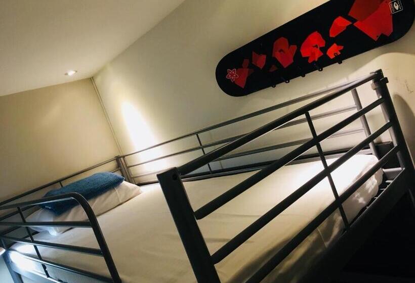 اتاق عادی یک تخته, 237