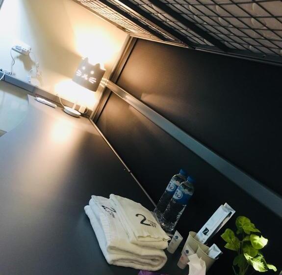 اتاق عادی یک تخته, 237