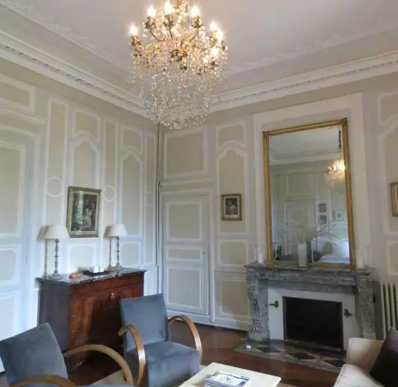 庭の見えるジュニアスイート, B&b Le Jardin De Carco
