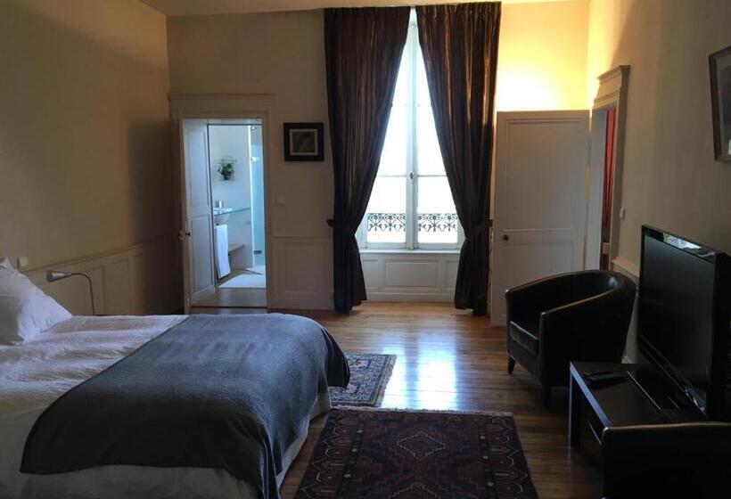 غرفة قياسية مطلّة علي الحديقة, B&b Le Jardin De Carco