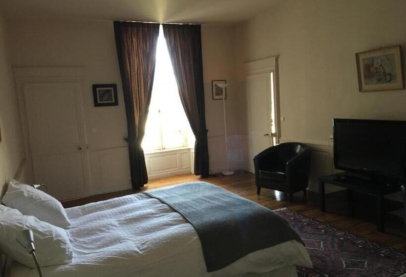 غرفة قياسية مطلّة علي الحديقة, B&b Le Jardin De Carco