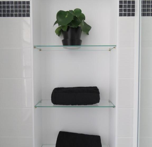 غرفة قياسية مطلّة علي الحديقة, B&b Le Jardin De Carco