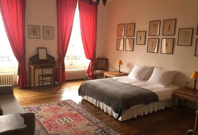 غرفة قياسية مطلّة علي الحديقة, B&b Le Jardin De Carco