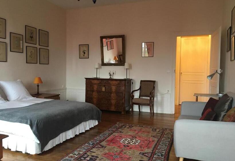 غرفة قياسية مطلّة علي الحديقة, B&b Le Jardin De Carco