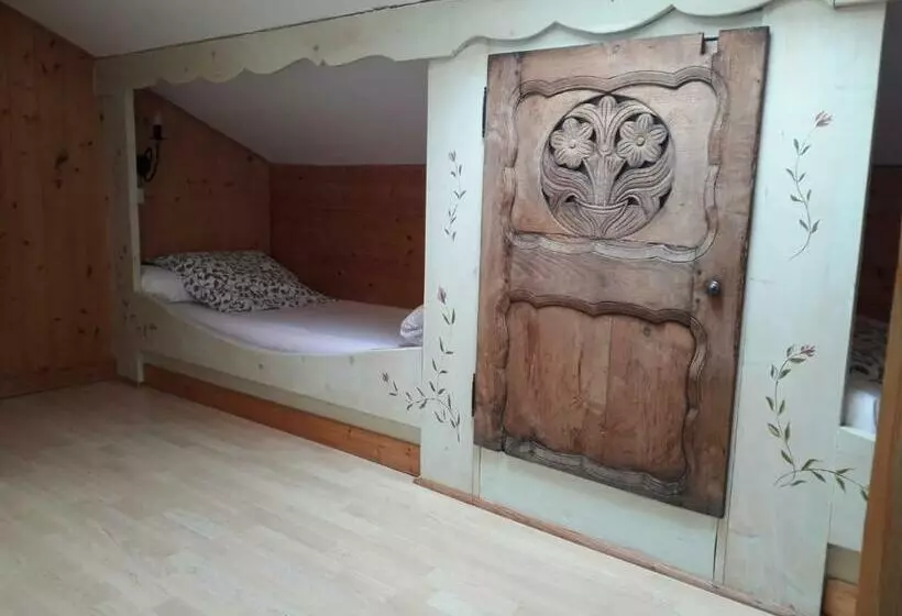 デラックスルーム, Auberge De Keringar