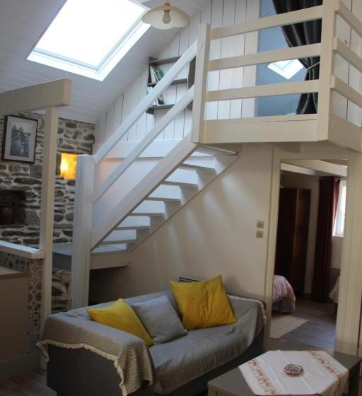 スタンダードルーム, Auberge De Keringar