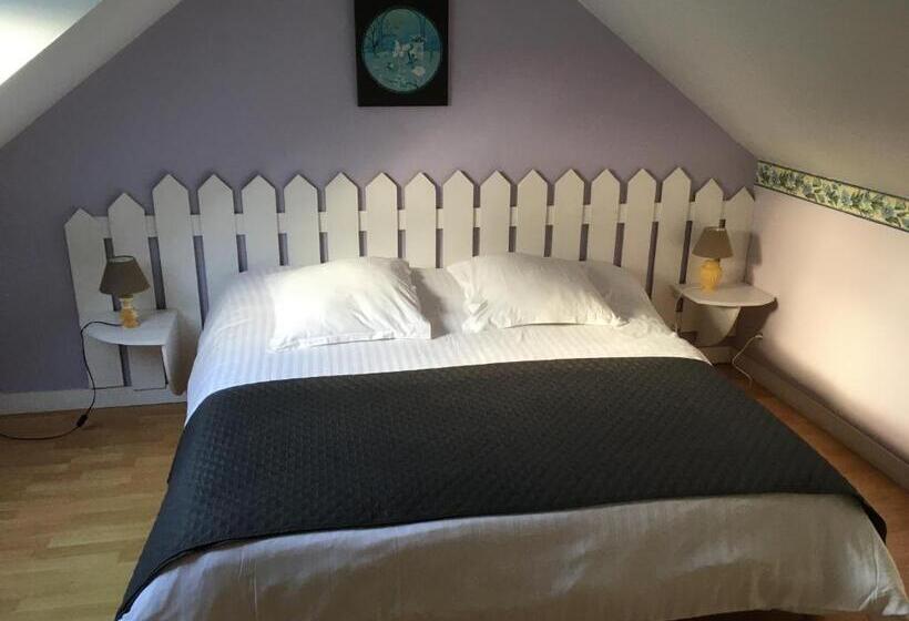 ファミリールーム, Auberge De Keringar