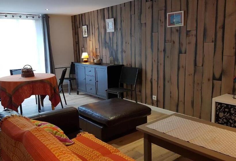 Дом 2 Спальни, Auberge De Keringar