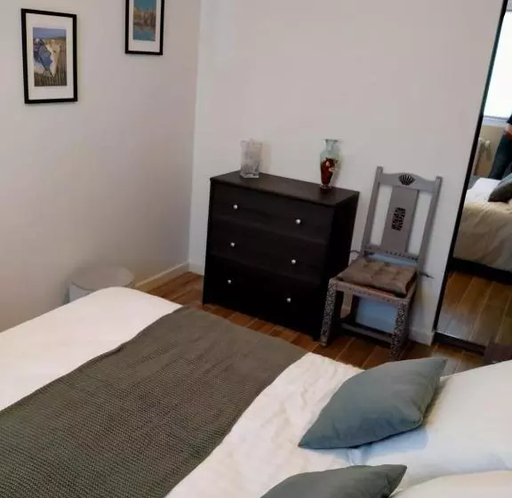 2ベッドルームハウス, Auberge De Keringar