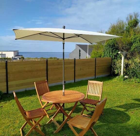 ２ベッドルームハウス, Auberge De Keringar