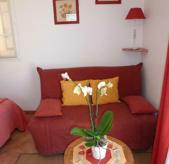 Номер Стандарт Вид на Бассейн, La Cigale Sous L Olivier