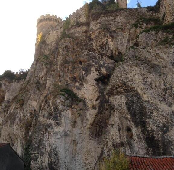 スイート, L'arche Des Chapeliers