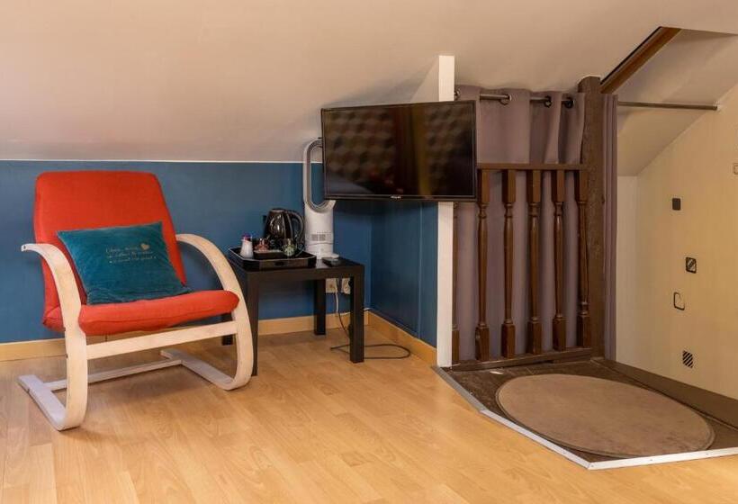 Standard room with outdoor bath, Le Félix Grat   Lavaloc