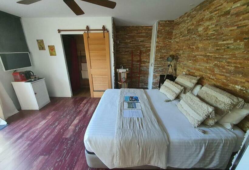 اتاق استاندارد با چشم‌انداز باغ, Villa Bora Bora