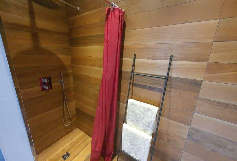 اتاق استاندارد با چشم‌انداز باغ, Villa Bora Bora