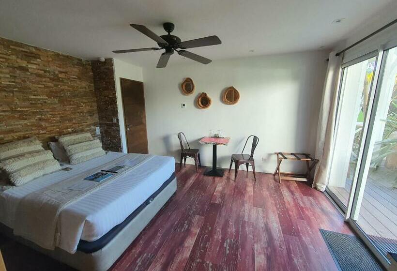 اتاق استاندارد با چشم‌انداز باغ, Villa Bora Bora