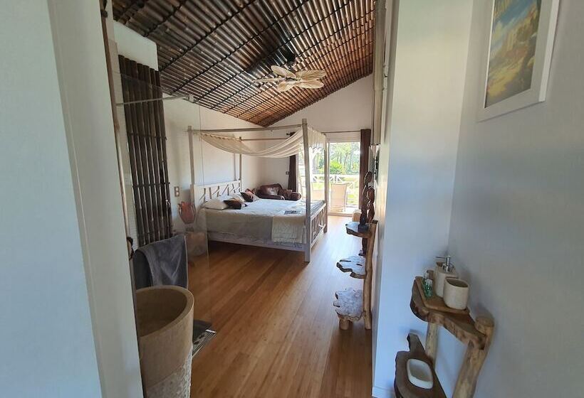 Номер Стандарт Вид на Бассейн, Villa Bora Bora
