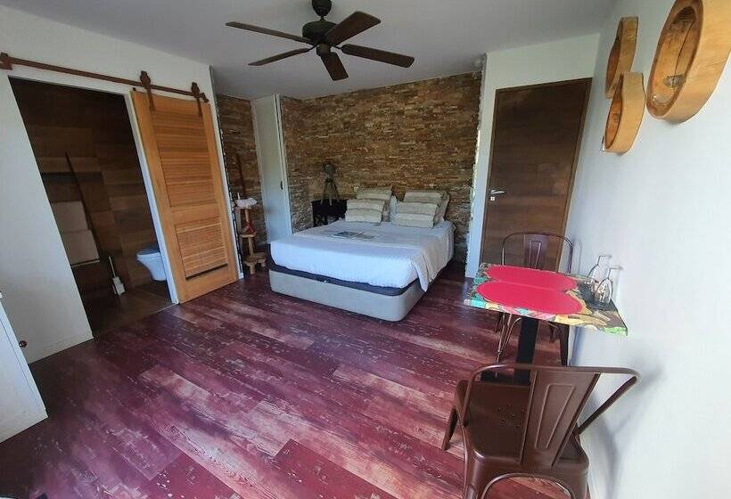 اتاق استاندارد با چشم‌انداز باغ, Villa Bora Bora