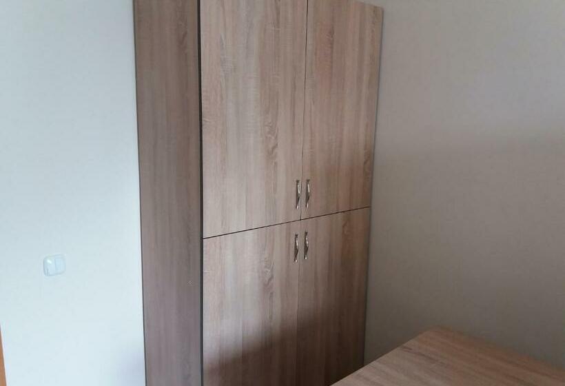 اتاق استاندارد, Hostel Nomad 4x4