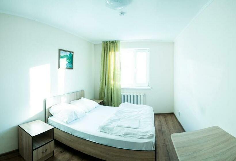 اتاق استاندارد, Hostel Nomad 4x4