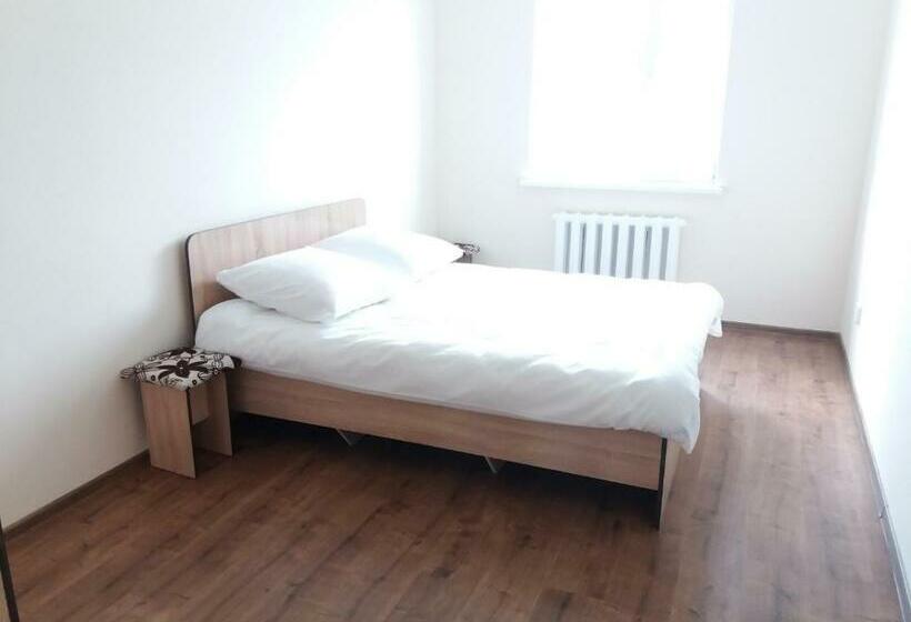 اتاق استاندارد, Hostel Nomad 4x4