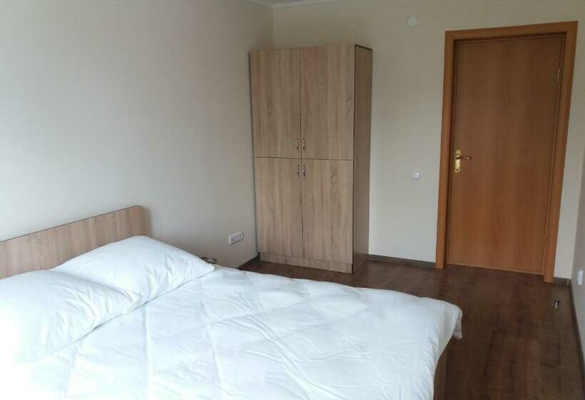 اتاق استاندارد, Hostel Nomad 4x4