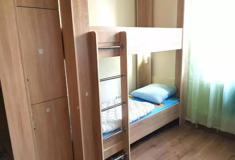 اتاق استاندارد چهار تخته, Hostel Nomad 4x4