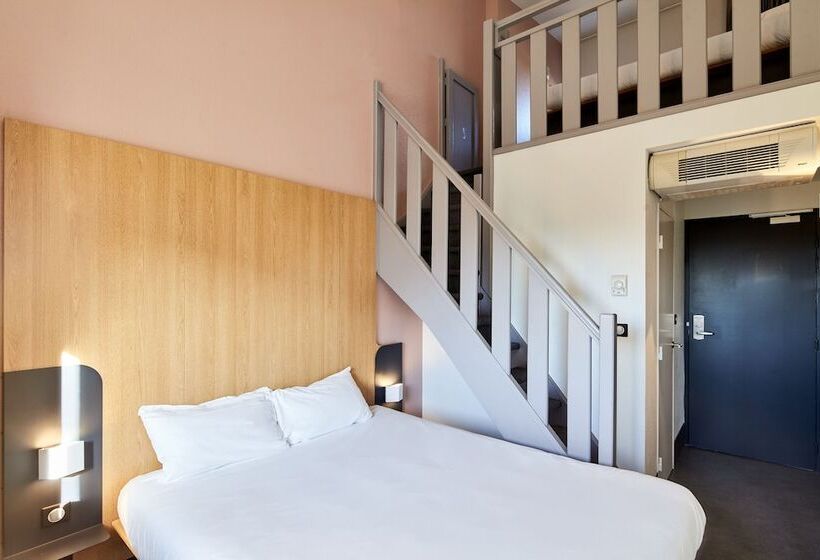 חדר סטנדרט לארבעה, B&b Hotel Evry Lisses 2