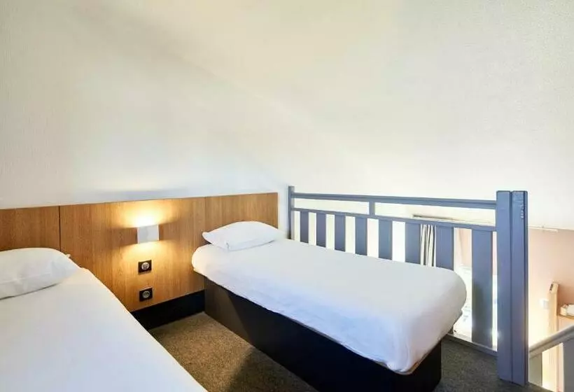スタンダード４人部屋, B&b Hotel Evry Lisses 2