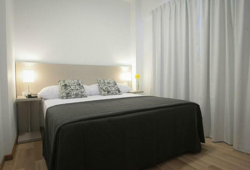 基本间, Buen Pastor Capuchinos