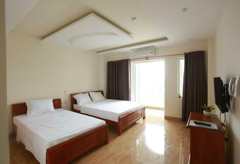 اتاق خانوادگی, Gia Loi