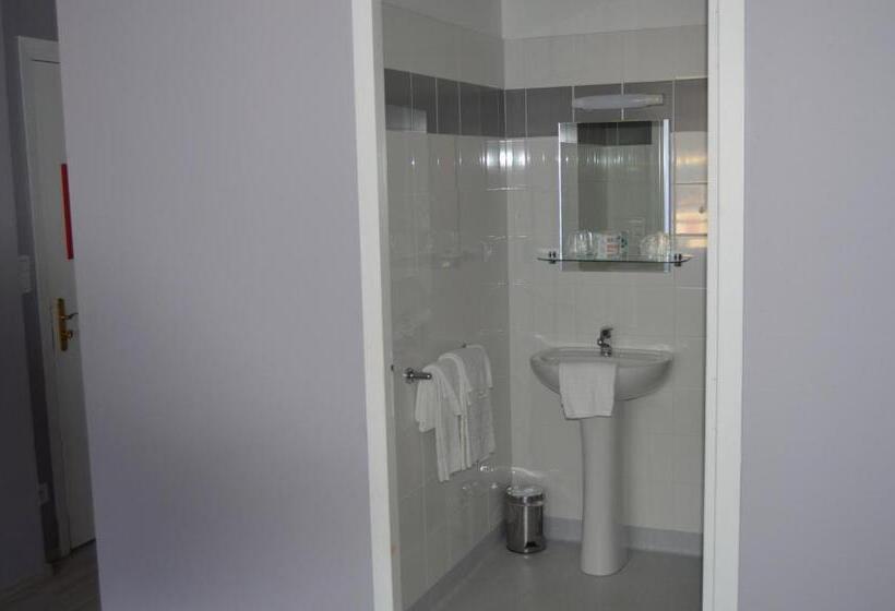 ファミリールーム, Restaurant Le Bellevue