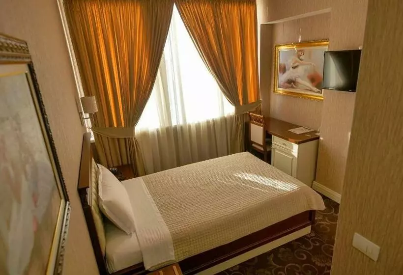 Standart Tek Kişilik Oda, Rozafa