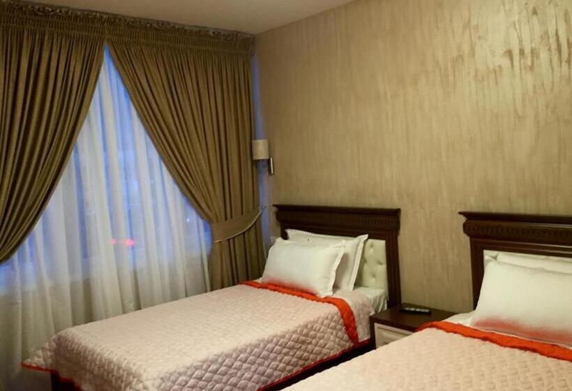 스탠다드 룸, Rozafa