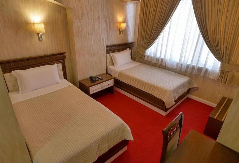 스탠다드 룸, Rozafa