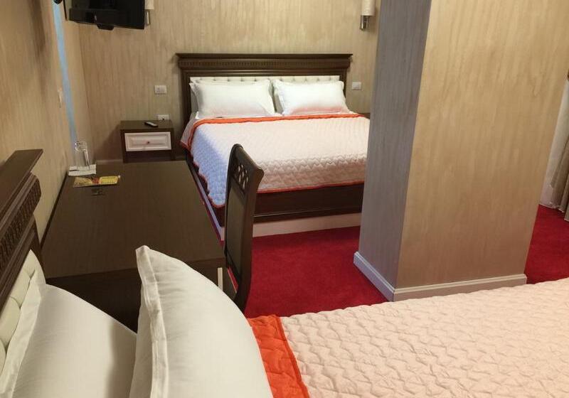 스탠다드 트리플 룸, Rozafa