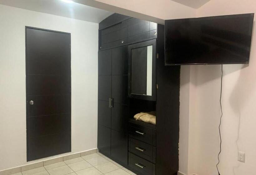 اتاق استاندارد با تخت بزرگ, La Casa Blanca