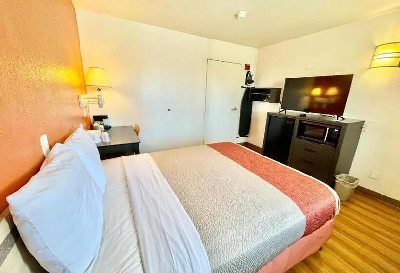 身障者適用スタンダードルーム, Studio 6 Bellflower Ca Los Angeles