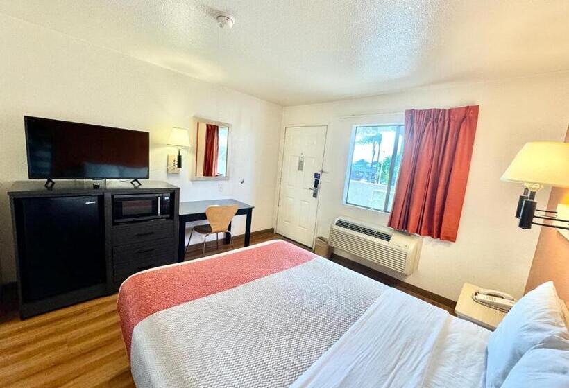 غرفة قياسية, Studio 6 Bellflower Ca Los Angeles