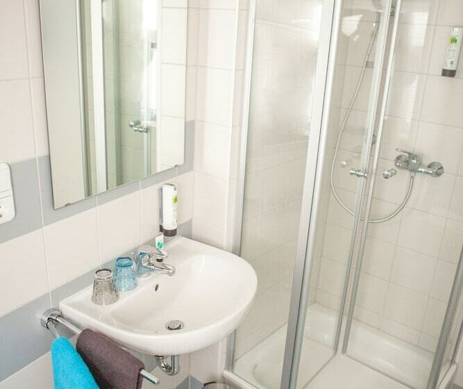 חדר קלאסי, Am Markt