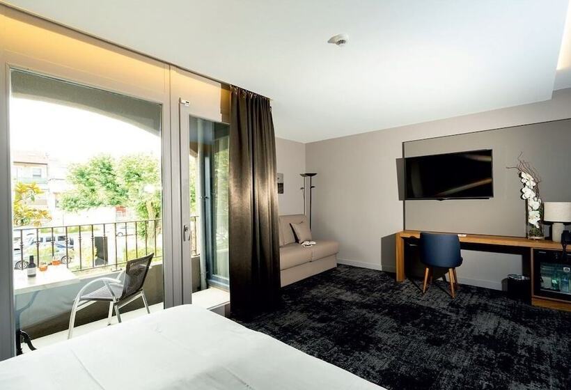 جناح جونيور, Fac & Spera Hôtel & Spa