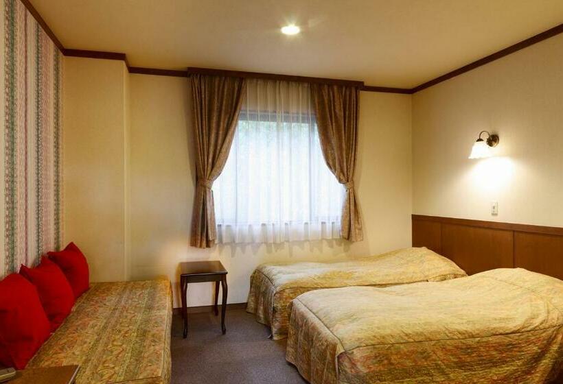 スタンダードルーム, Heidi Hof