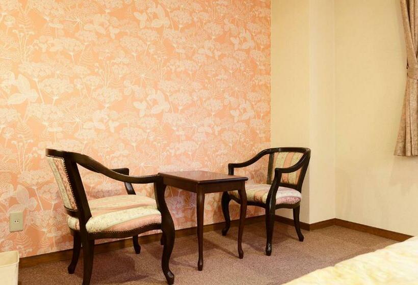 スタンダードルーム, Heidi Hof