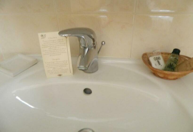 컴포트 룸, Hôtel La Caravelle