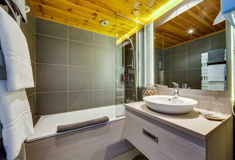 اتاق استاندارد, La Galise