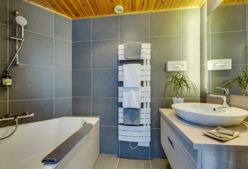 اتاق استاندارد, La Galise