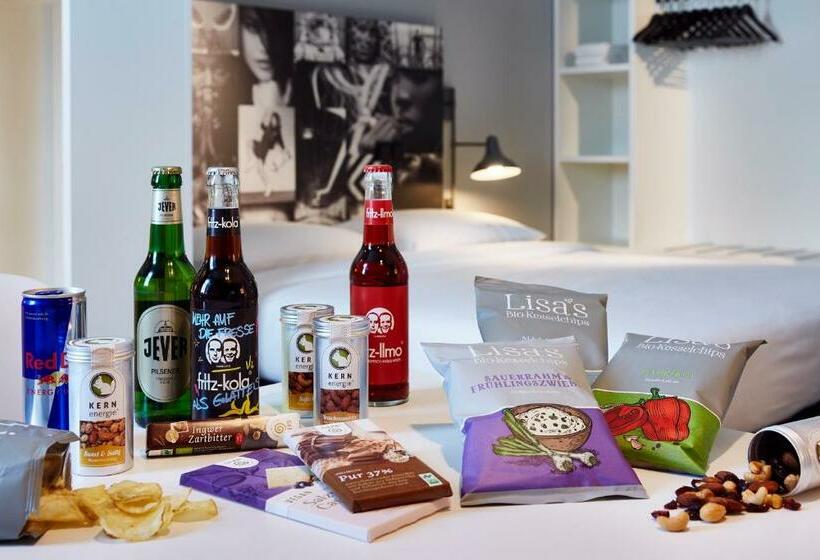 Семейный Номер, Légère Express Bielefeld