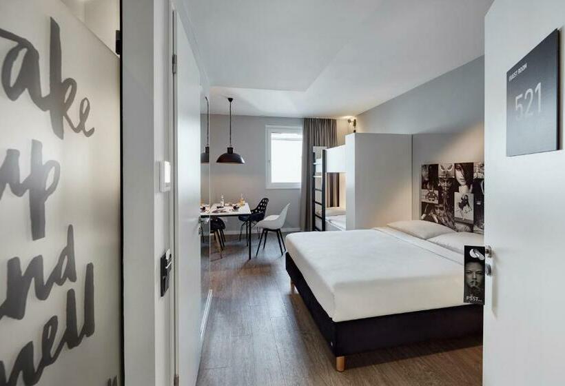 Семейный Номер, Légère Express Bielefeld