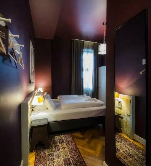 Quarto standard, Luis